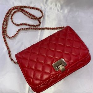 Red Quilted Strap Purse💋